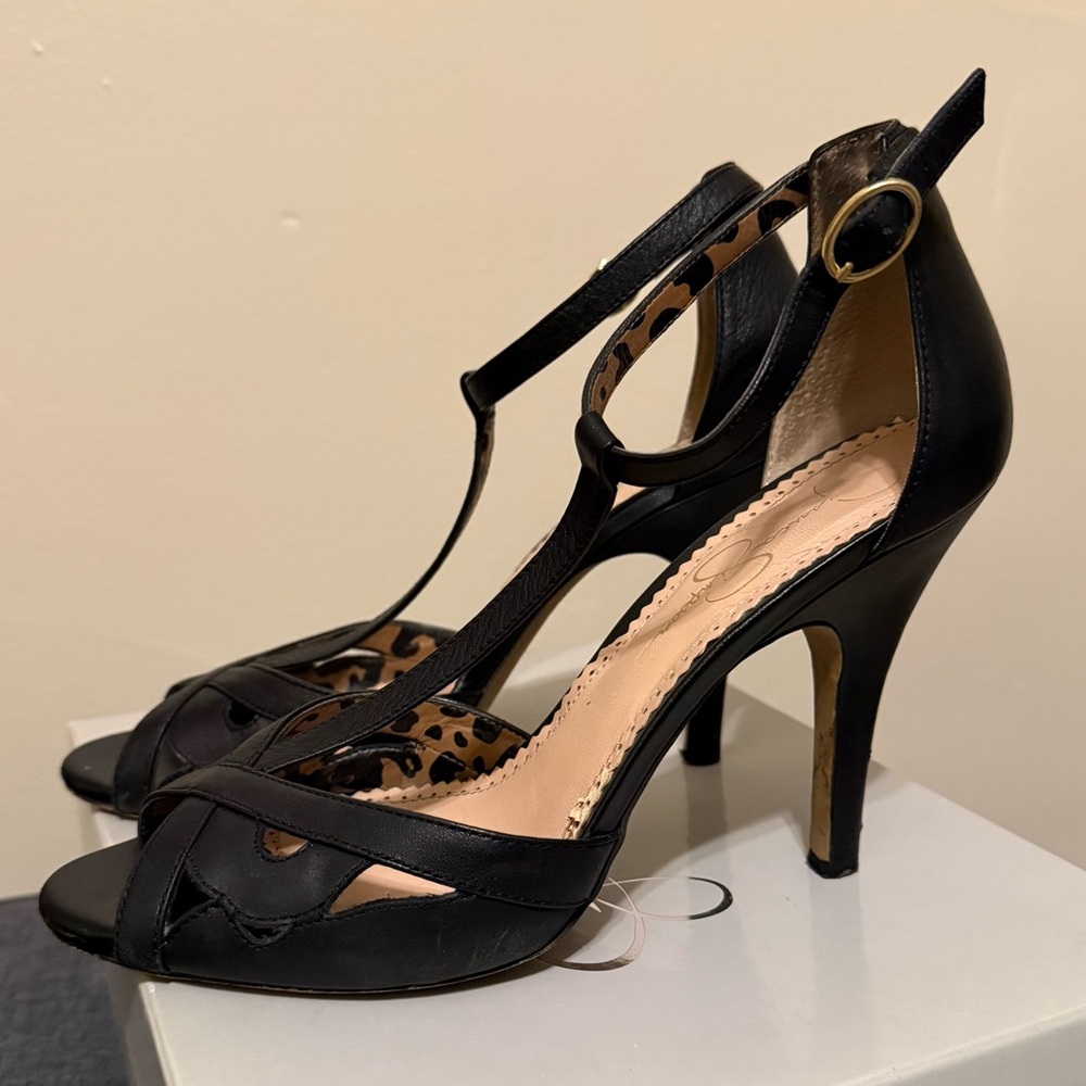 Jessica Simpson Jacine t-strap heeled sandals